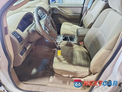 Zdjęcie 7 z 13 samochodu: 2005 NISSAN PATHFINDER XE VIN:5N1AR18W45C745747 - miniatura