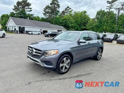 2017 MERCEDES-BENZ GLC 300 WDC0G4JB0HF134965 - główne zdjęcie licytacji z USA - miniatura