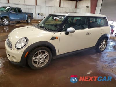 2010 MINI COOPER CLUBMAN WMWML3C53ATX36798 - główne zdjęcie licytacji z USA - miniatura