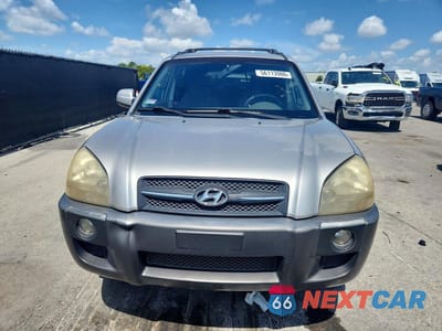 Piąte zdjęcie samochodu w środku: 2006 HYUNDAI TUCSON GLS VIN:KM8JN12D26U354630 - miniatura