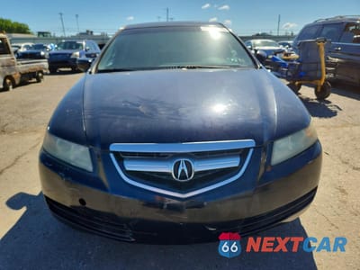 Piąte zdjęcie samochodu w środku: 2004 ACURA TL VIN:19UUA66224A015045 - miniatura