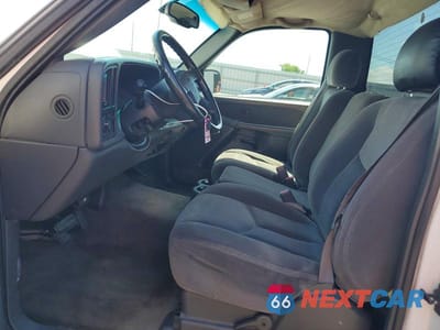 Zdjęcie 7 z 12 samochodu: 2003 GMC NEW SIERRA C1500 VIN:1GTEC14T93Z360648 - miniatura