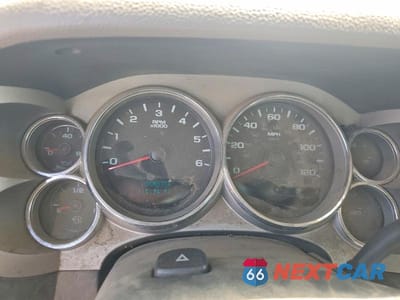 Zdjęcie 9 z 12 samochodu: 2007 CHEVROLET SILVERADO C2500 HEAVY DUTY VIN:1GCHC23K47F525203 - miniatura