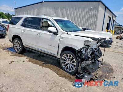 Czwarte zdjęcie samochodu z boku: 2021 GMC YUKON DENALI VIN:1GKS2DKL1MR354472 - miniatura