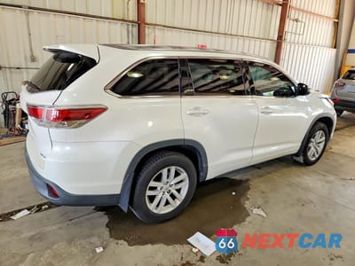 Trzecie zdjęcie samochodu z tyłu: 2015 TOYOTA HIGHLANDER LE VIN:5TDBKRFH4FS121429 - miniatura