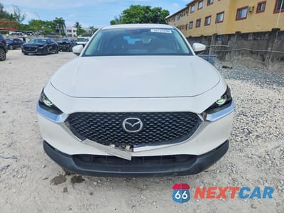 Piąte zdjęcie samochodu w środku: 2021 MAZDA CX-30 VIN:3MVDMAAL2MM215823 - miniatura