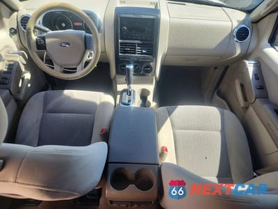 Zdjęcie 8 z 13 samochodu: 2007 FORD EXPLORER XLT VIN:1FMEU63E87UB66396 - miniatura