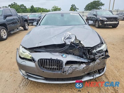 Piąte zdjęcie samochodu w środku: 2011 BMW 535 XI VIN:WBAFU7C55BC871487 - miniatura