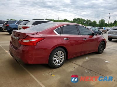 Trzecie zdjęcie samochodu z tyłu: 2017 NISSAN ALTIMA 2.5 S VIN:1N4AL3AP3HC265696 - miniatura