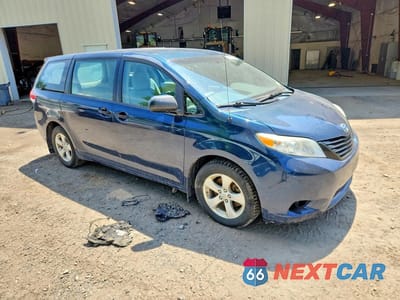Czwarte zdjęcie samochodu z boku: 2011 TOYOTA SIENNA BASE 7-PASSENGER VIN:5TDZK3DC0BS131128 - miniatura