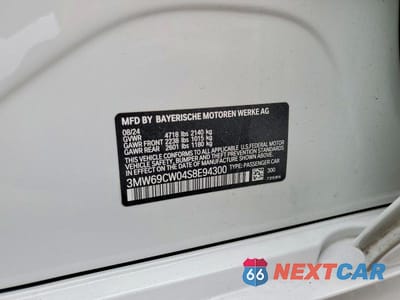 Zdjęcie 12 z 12 samochodu: 2025 BMW 330I VIN:3MW69CW04S8E94300 - miniatura