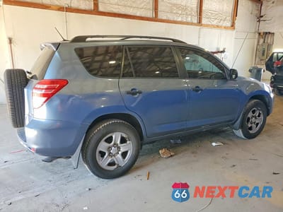 Trzecie zdjęcie samochodu z tyłu: 2010 TOYOTA RAV4 BASE VIN:2T3BF4DV7AW046734 - miniatura
