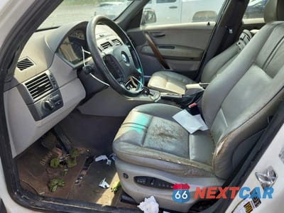 Zdjęcie 7 z 13 samochodu: 2004 BMW X3 3.0I VIN:WBXPA934X4WD01317 - miniatura