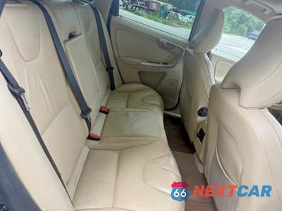 Zdjęcie 6 z 10 samochodu: 2012 VOLVO XC60 3.2 VIN:YV4940DZ4C2317578 - miniatura