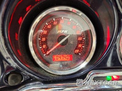 Zdjęcie 7 z 9 samochodu: 2012 HARLEY-DAVIDSON FLHTCUSE7 CVO ULTRA CLASSIC ELECTRA GLIDE VIN:1HD1PR811CB953745 - miniatura