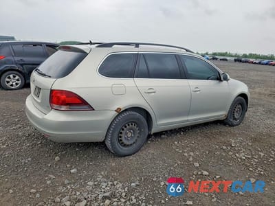 Trzecie zdjęcie samochodu z tyłu: 2011 VOLKSWAGEN JETTA S VIN:3VWPX7AJ4BM606876 - miniatura