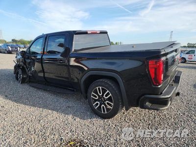 Trzecie zdjęcie samochodu z tyłu: 2021 GMC SIERRA K1500 AT4 VIN:3GTP9EEL2MG448827 - miniatura