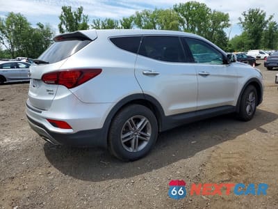 Trzecie zdjęcie samochodu z tyłu: 2018 HYUNDAI SANTA FE SPORT 2.4L VIN:5XYZTDLB6JG544517 - miniatura