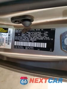 Zdjęcie 14 z 14 samochodu: 2005 TOYOTA SIENNA LE 7 PASSENGER VIN:5TDZA23C05S301930 - miniatura