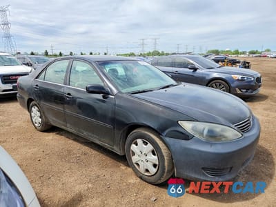 Czwarte zdjęcie samochodu z boku: 2006 TOYOTA CAMRY LE VIN:4T1BE32K86U124475 - miniatura