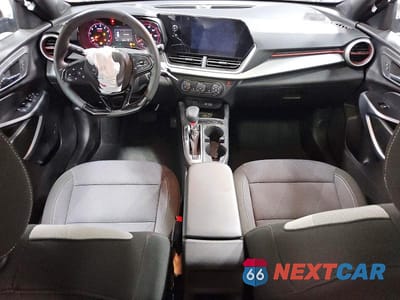 Zdjęcie 8 z 13 samochodu: 2025 CHEVROLET TRAX 1RS VIN:KL77LGEP1SC168801 - miniatura
