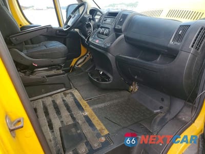 Zdjęcie 8 z 12 samochodu: 2016 RAM PROMASTER 3500 3500 HIGH VIN:3C6URVJG1GE108085 - miniatura