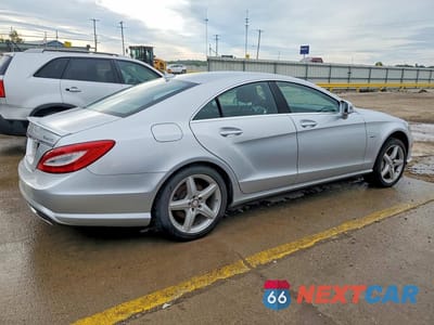 Trzecie zdjęcie samochodu z tyłu: 2012 MERCEDES-BENZ CL 550 VIN:WDDLJ9BB8CA053238 - miniatura