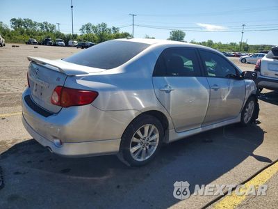 Trzecie zdjęcie samochodu z tyłu: 2010 TOYOTA COROLLA S VIN:2T1BU4EE5AC440408 - miniatura