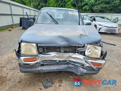 Piąte zdjęcie samochodu w środku: 1997 TOYOTA TACOMA XTRACAB VIN:4TAVL52N5VZ295825 - miniatura
