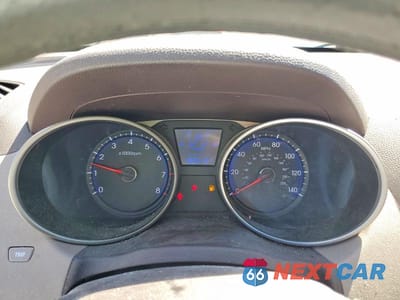 Zdjęcie 9 z 12 samochodu: 2010 HYUNDAI TUCSON GLS VIN:KM8JT3AC3AU076498 - miniatura