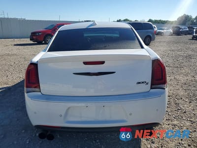 Zdjęcie 6 z 12 samochodu: 2021 CHRYSLER 300 S VIN:2C3CCABG1MH660784 - miniatura