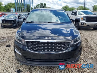 Piąte zdjęcie samochodu w środku: 2020 KIA SEDONA LX VIN:KNDMB5C11L6587923 - miniatura