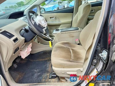 Zdjęcie 7 z 13 samochodu: 2013 TOYOTA PRIUS V THREE VIN:JTDZN3EU8D3224739 - miniatura