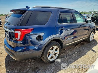 Trzecie zdjęcie samochodu z tyłu: 2016 FORD EXPLORER XLT VIN:1FM5K8DH1GGB90502 - miniatura