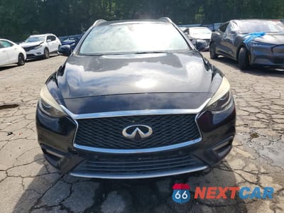 Piąte zdjęcie samochodu w środku: 2017 INFINITI QX30 BASE VIN:SJKCH5CPXHA033568 - miniatura