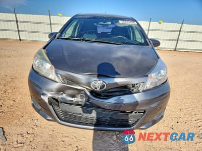 Piąte zdjęcie samochodu w środku: 2013 TOYOTA YARIS 5-DOOR LE VIN:JTDKTUD33DD542915 - miniatura