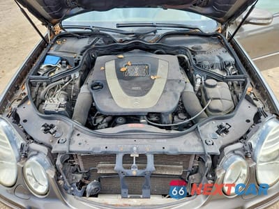 Zdjęcie 11 z 12 samochodu: 2008 MERCEDES-BENZ E 350 VIN:WDBUF56X88B233284 - miniatura