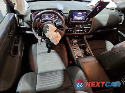 Zdjęcie 8 z 14 samochodu: 2025 NISSAN PATHFINDER ROCK CREEK VIN:5N1DR3BD4SC285162 - miniatura