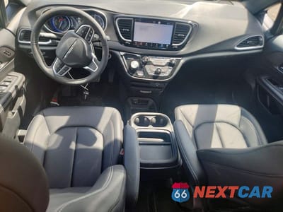 Zdjęcie 8 z 14 samochodu: 2027 CHRYSLER PACIFICA SELECT VIN:2C4RC1BG1VR556572 - miniatura