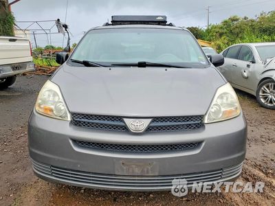 Piąte zdjęcie samochodu w środku: 2005 TOYOTA SIENNA CE 7 PASSENGER VIN:5TDZA23C15S362168 - miniatura