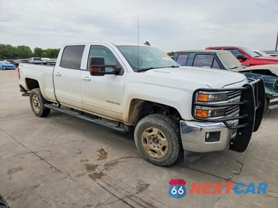 Czwarte zdjęcie samochodu z boku: 2016 CHEVROLET SILVERADO K2500 HEAVY DUTY LT VIN:1GC1KVE80GF235242 - miniatura