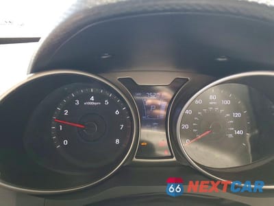 Zdjęcie 9 z 12 samochodu: 2014 HYUNDAI VELOSTER BASE VIN:KMHTC6AD6EU193565 - miniatura