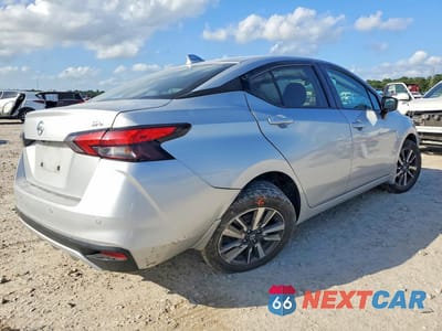Trzecie zdjęcie samochodu z tyłu: 2020 NISSAN VERSA SV VIN:3N1CN8EV3LL894247 - miniatura