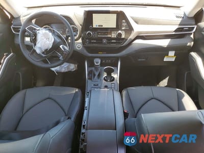 Zdjęcie 8 z 13 samochodu: 2026 TOYOTA HIGHLANDER XLE VIN:5TDKDRBH4TS609579 - miniatura