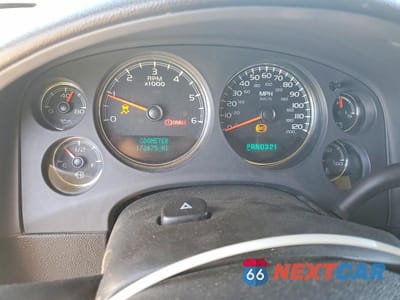 Zdjęcie 9 z 13 samochodu: 2007 CHEVROLET SUBURBAN K1500 VIN:3GNFK16367G213270 - miniatura
