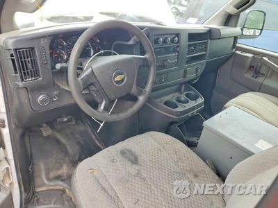 Zdjęcie 8 z 13 samochodu: 2016 CHEVROLET EXPRESS G2500 VIN:1GCWGAFF0G1300374 - miniatura