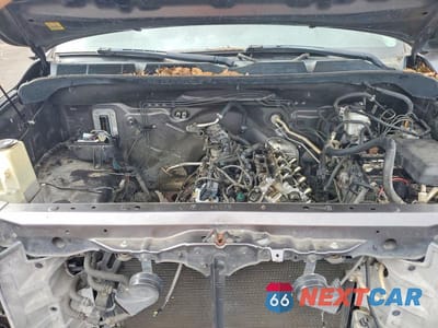Zdjęcie 11 z 12 samochodu: 2013 TOYOTA TUNDRA CREWMAX SR5 VIN:5TFDW5F13DX283844 - miniatura