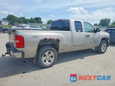 Trzecie zdjęcie samochodu z tyłu: 2009 CHEVROLET SILVERADO K1500 VIN:1GCEK19C89Z256950 - miniatura