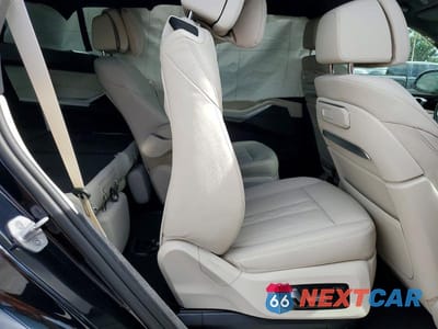 Zdjęcie 11 z 13 samochodu: 2025 BMW X7 M60I VIN:5UX33EM06S9Y31091 - miniatura