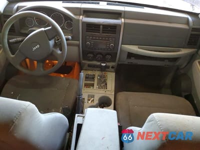 Zdjęcie 8 z 12 samochodu: 2008 JEEP LIBERTY SPORT VIN:1J8GN28K78W290045 - miniatura